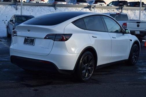 2025 Tesla Model Y Long Range