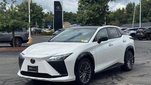 Eminent White Pearl 2023 Lexus RZ 450e Luxury