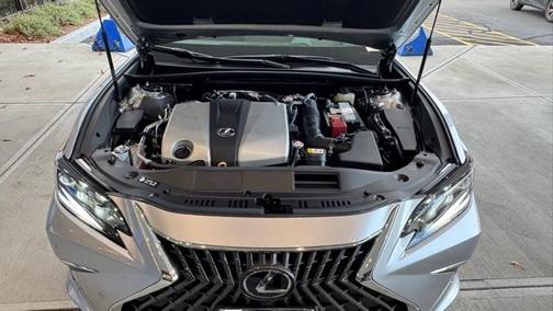 2025 Lexus ES 350 Ultra Luxury