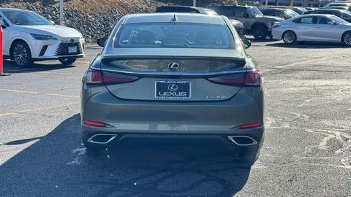 2025 Lexus ES 350 Base