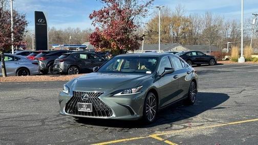 2025 Lexus ES 350 Base