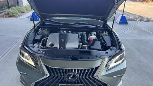 2025 Lexus ES 350 Base