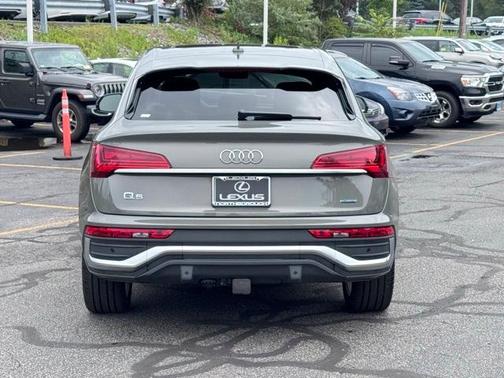 2024 Audi Q5 45 S line quattro Premium