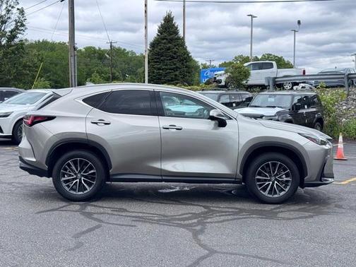 2025 Lexus NX 350 Premium