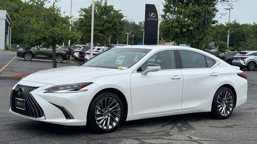 Eminent White Pearl 2025 Lexus ES 300h Ultra Luxury