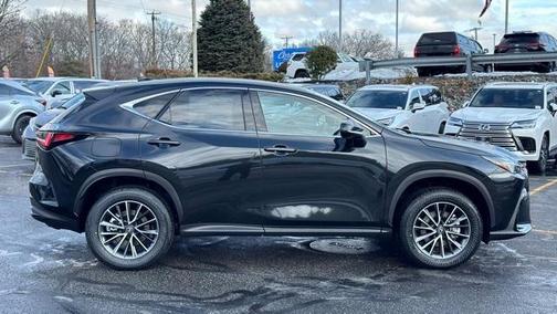 2026 Lexus NX 450h+ Luxury