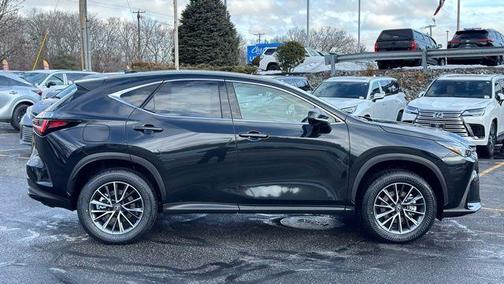 2026 Lexus NX 450h+ Luxury