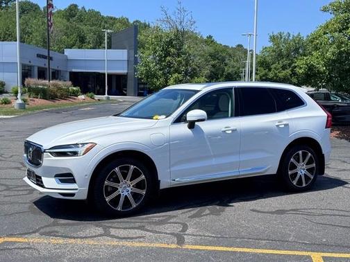 2021 Volvo XC60 Recharge Plug-In Hybrid T8 Inscription