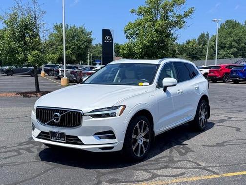 2021 Volvo XC60 Recharge Plug-In Hybrid T8 Inscription