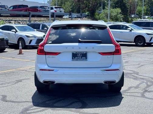 2021 Volvo XC60 Recharge Plug-In Hybrid T8 Inscription