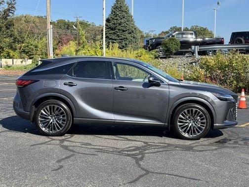 2025 Lexus RX 450h+ Luxury