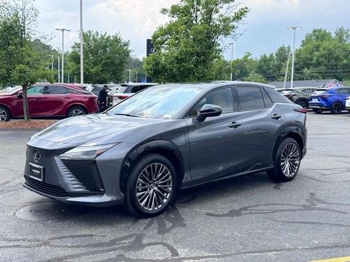 2023 Lexus RZ 450e Luxury