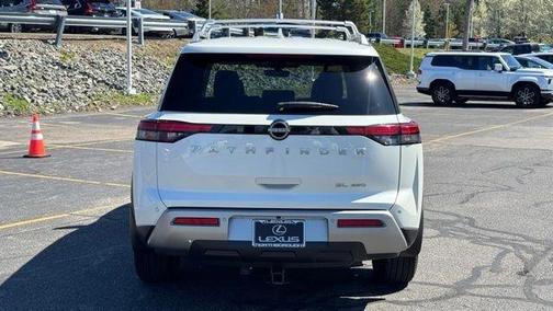 White 2023 Nissan Pathfinder SL