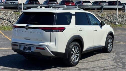 White 2023 Nissan Pathfinder SL
