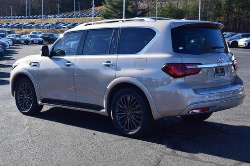 2023 INFINITI QX80 SENSORY