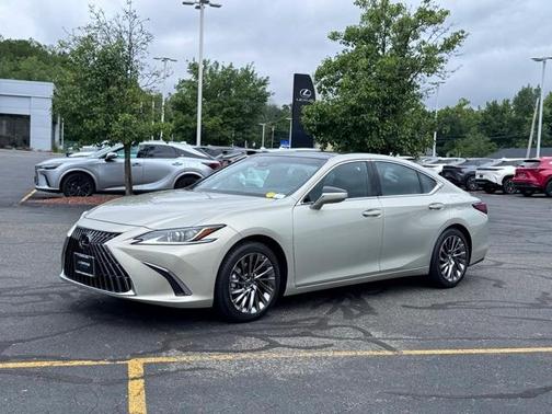 2025 Lexus ES 350 Ultra Luxury