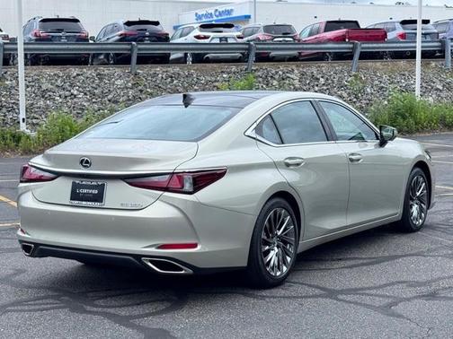 2025 Lexus ES 350 Ultra Luxury