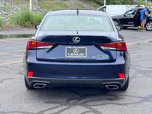 2018 Lexus IS 300 Base