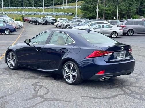 2018 Lexus IS 300 Base