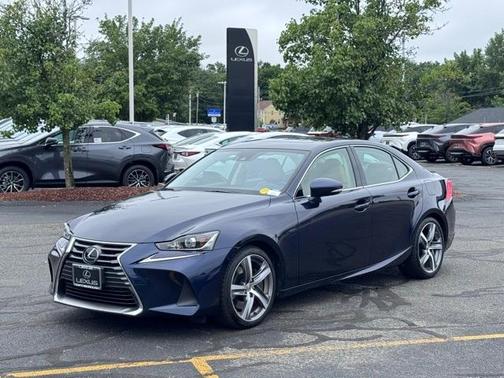 2018 Lexus IS 300 Base
