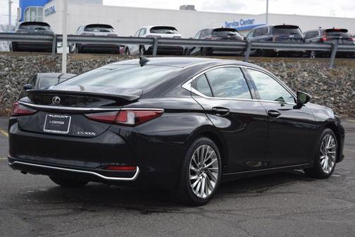 Caviar 2023 Lexus ES 300h Luxury