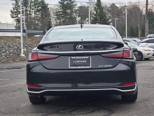 Caviar 2023 Lexus ES 300h Luxury