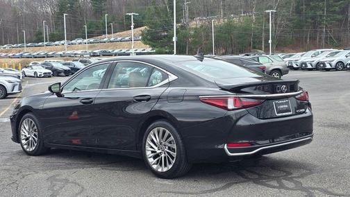 Caviar 2023 Lexus ES 300h Luxury