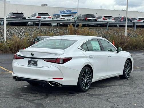 2025 Lexus ES 350 Base