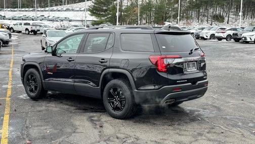 2022 GMC Acadia AT4