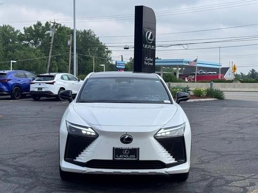 2025 Lexus RZ 450e Premium