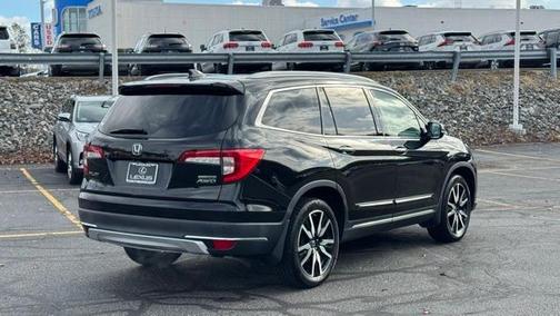 2019 Honda Pilot Touring 8-Passenger