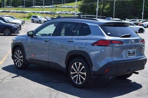 CELESTITE 2023 Toyota Corolla Cross XLE