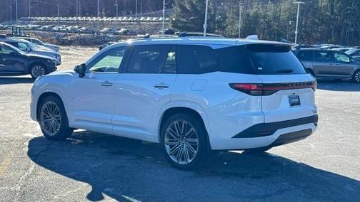 2024 Lexus TX 550h+ Luxury