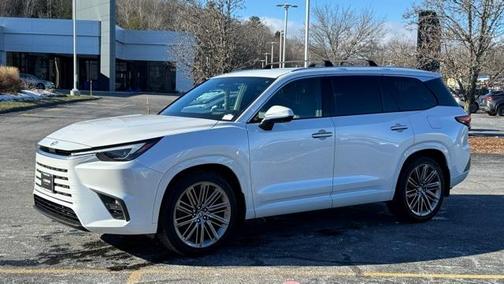 2024 Lexus TX 550h+ Luxury