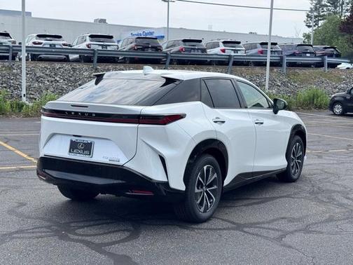 2025 Lexus RZ 450e Premium