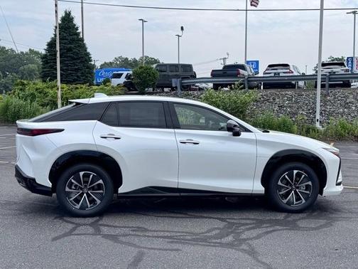 2025 Lexus RZ 450e Premium