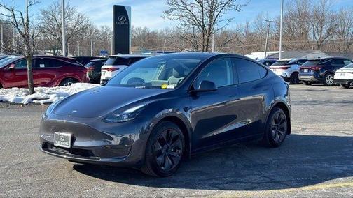 2024 Tesla Model Y Long Range