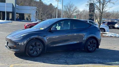 2024 Tesla Model Y Long Range