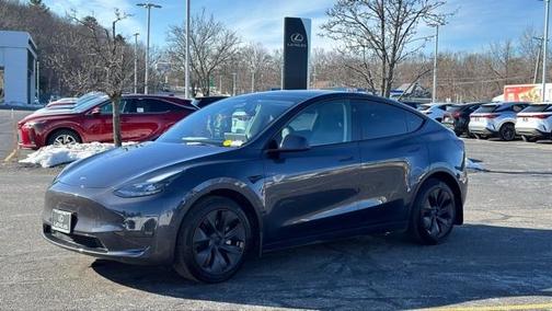 2024 Tesla Model Y Long Range