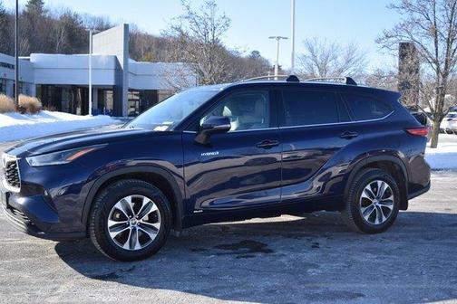 2021 Toyota Highlander Hybrid XLE