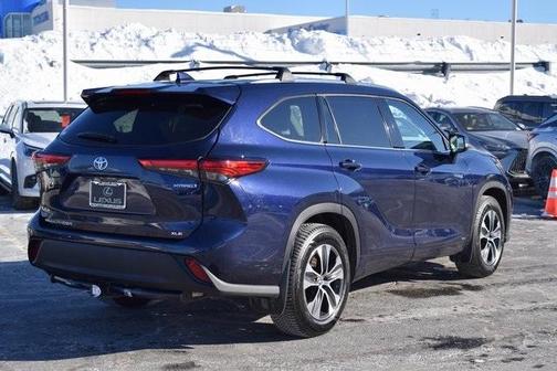 2021 Toyota Highlander Hybrid XLE