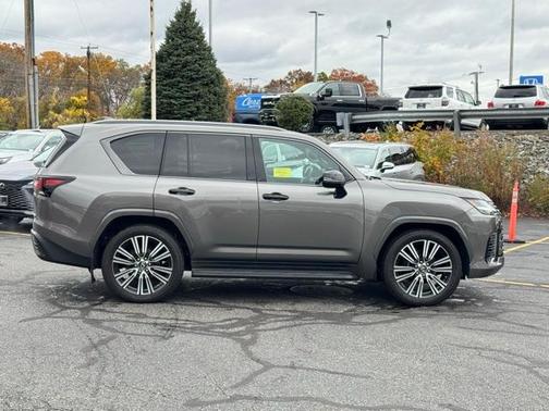 2023 Lexus LX 600 Luxury