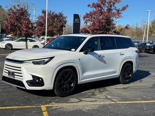 2024 Lexus TX 500h Luxury