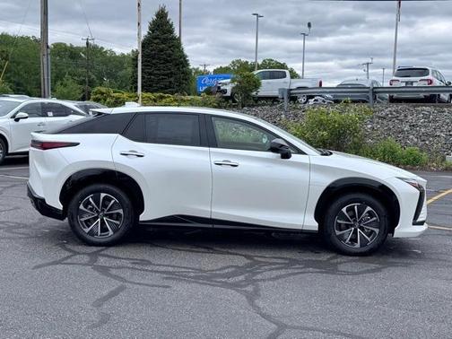 2025 Lexus RZ 450e Premium