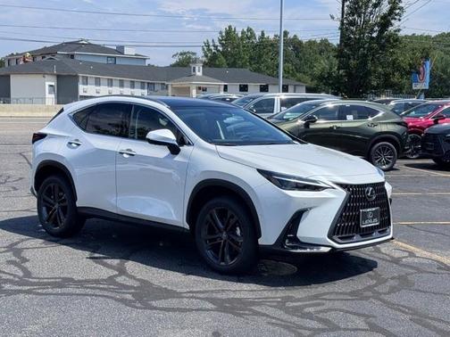 2025 Lexus NX 450h+ Luxury