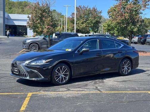 2022 Lexus ES 350 Base