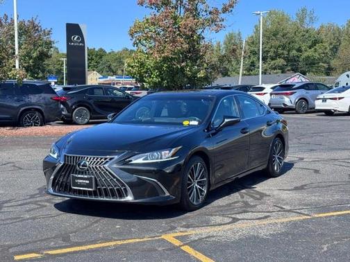 2022 Lexus ES 350 Base