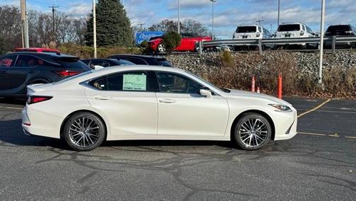 2025 Lexus ES 350 Base