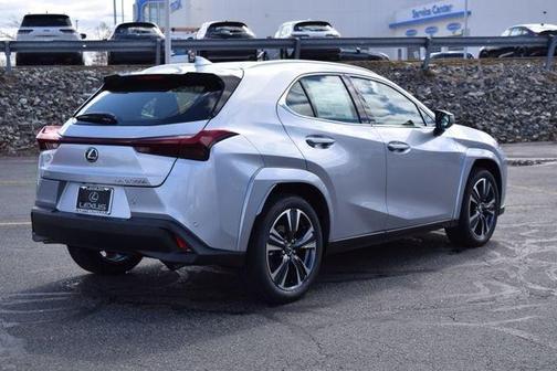 2026 Lexus UX 300h