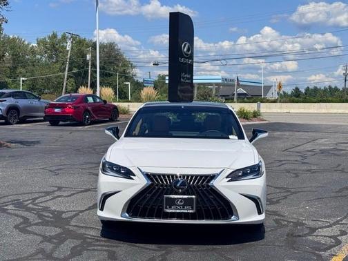 2025 Lexus ES 350 Ultra Luxury